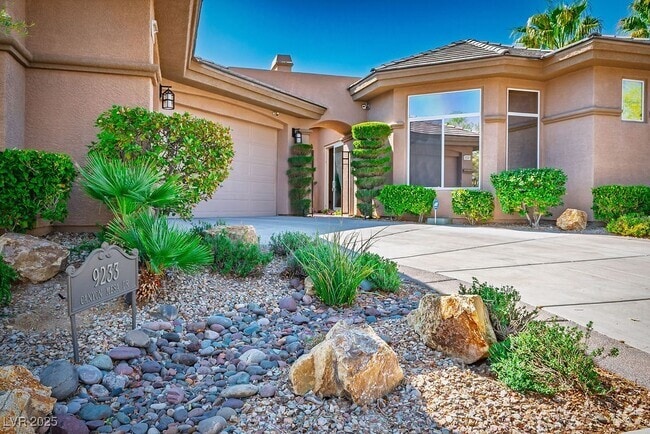 Building Photo - 9233 Canyon Mesa Dr Rental