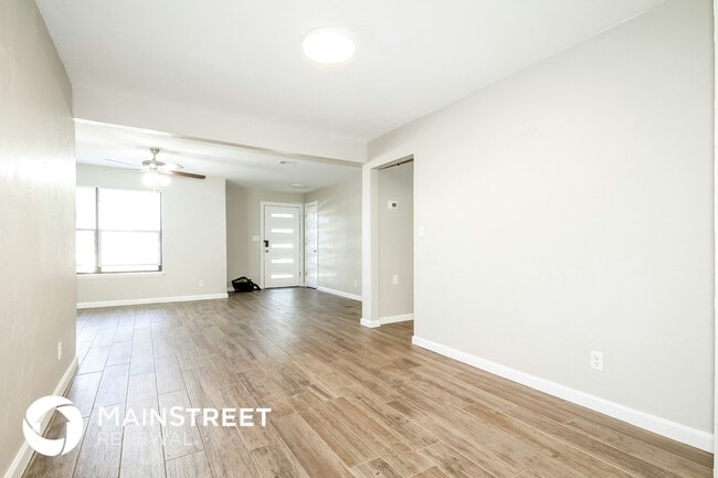Photo - 5117 S Lee Ave