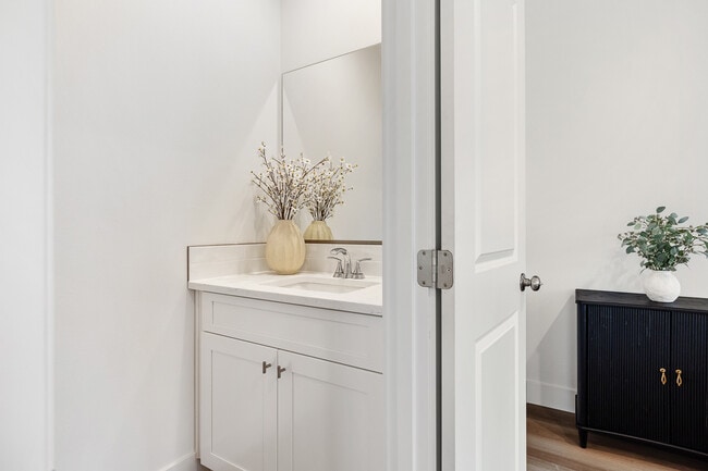 Photo - 1074 S Underwood Pl