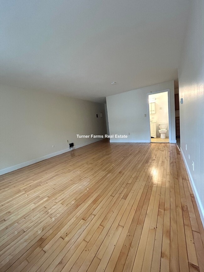 Photo - 10 Arlington St Unit 4