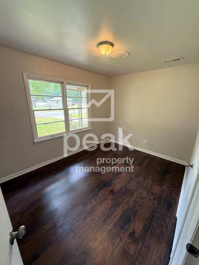 Photo - $1,199! 3Bed/ 1 Bath House! North of Birmi...