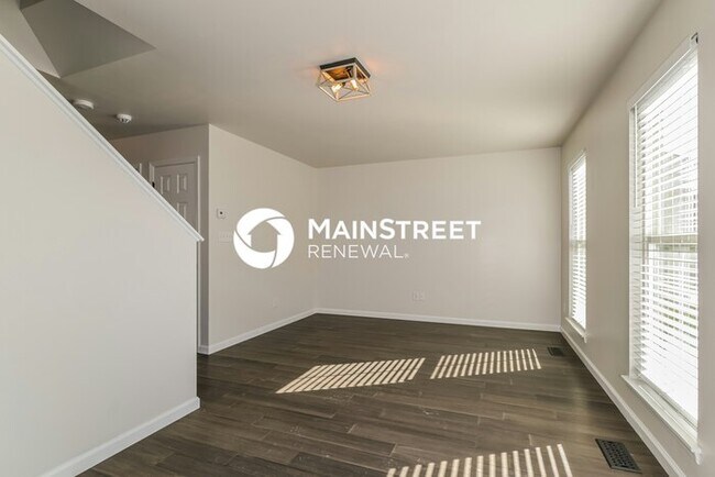 4 Bedroom Pet-Friendly Home in SAINT CHARLES, MO with Main Street Renewal