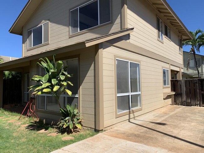 4 Bed/2 1/2 Bath House, Close to Ka Makana... - 4 Bed/2 1/2 Bath House, Close to Ka Makana...