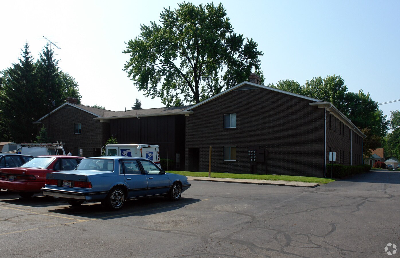 Valleybrook Apts - Valleybrook Apts