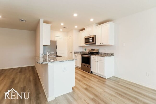 Photo - 25382 Cypress Bend Dr