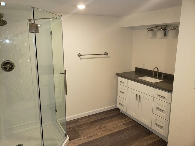 Photo - 12726 SE Oatfield Rd