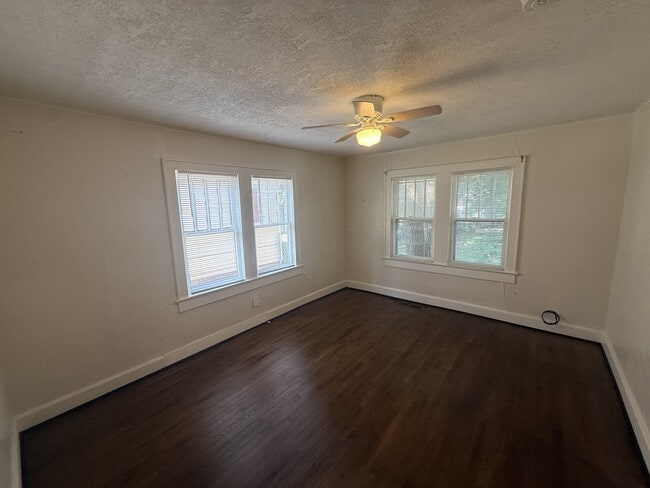 Photo - 1119 S High School St