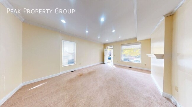 Photo - 82 W 8th Ave
