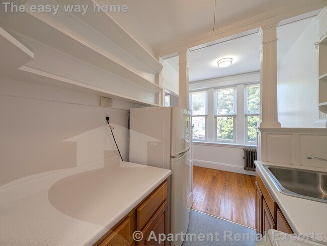 Photo - 172 Maple St Unit #303