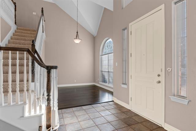 Photo - 2 Shields Ct