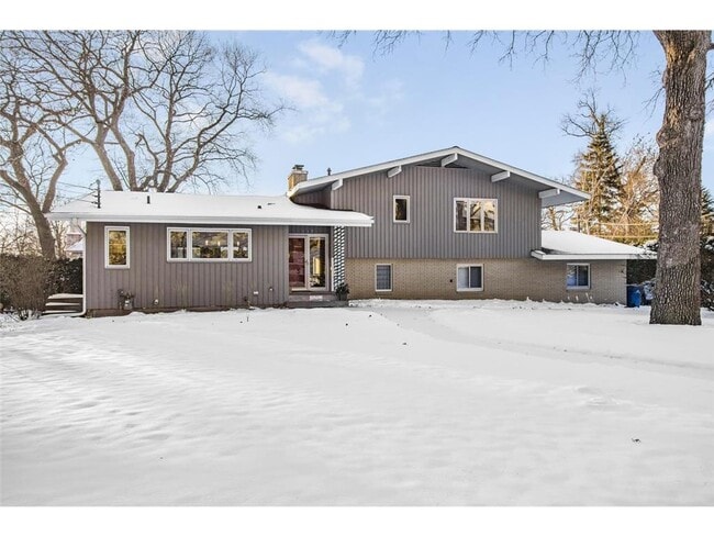 Building Photo - 139 Otis Avenue