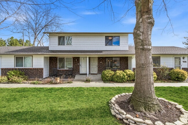 Photo - 8443 W Rifleman St