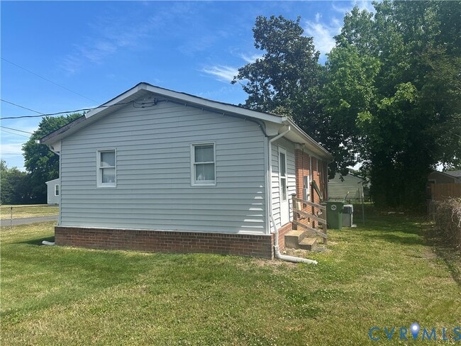 Photo - 5407 Stokes Ln