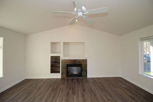 Photo - 1630 SE 4th St