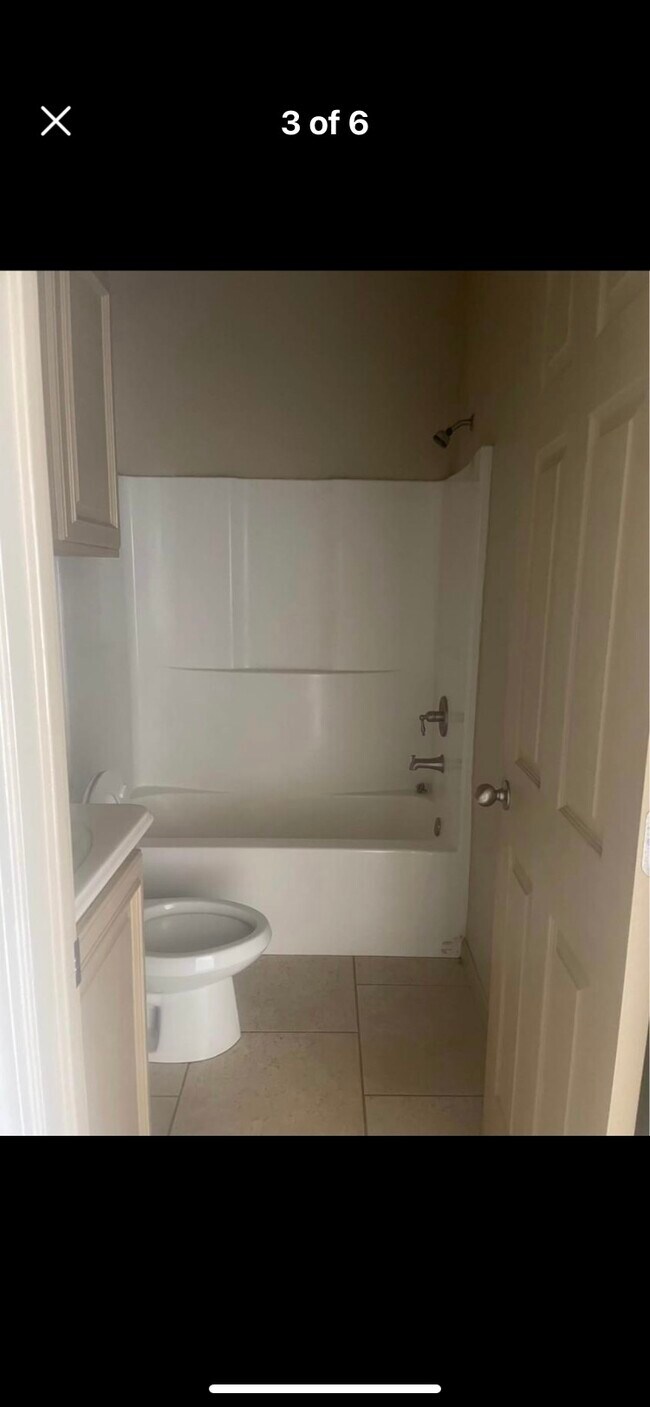 Photo - 26 Cooper Rd Unit A