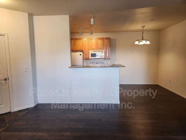 Photo - 2900 Blue Sky Cir Unit #5-103