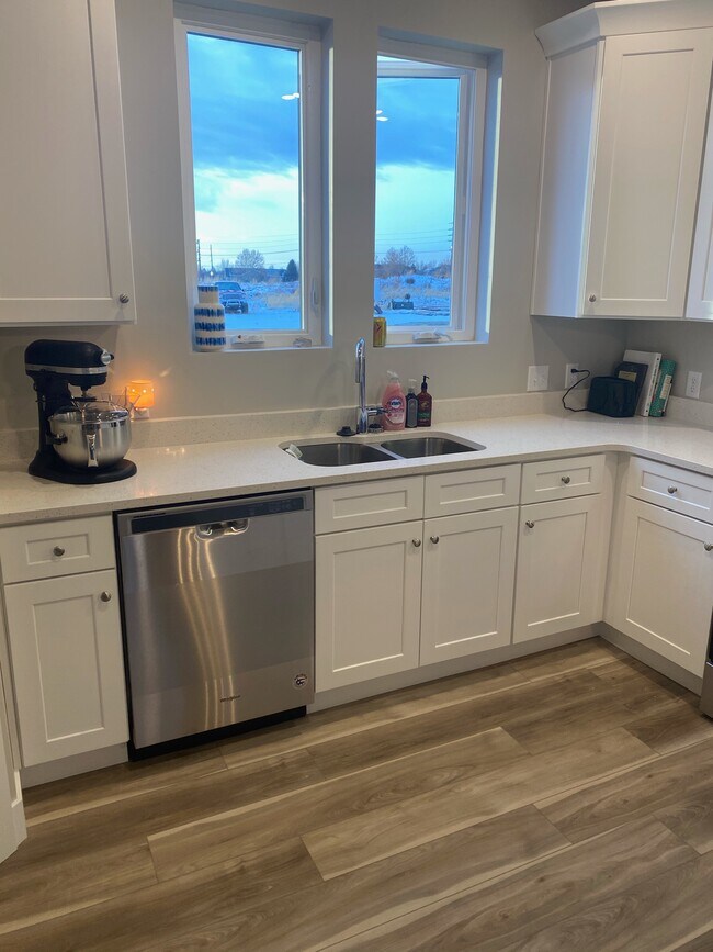 Photo - 1118 S High Ridge Dr