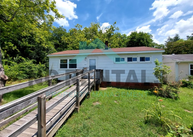 Building Photo - 2017 Todd St