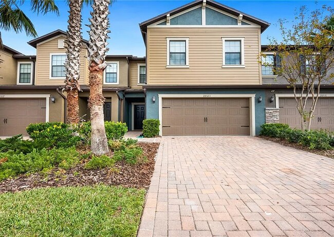 3-bedroom PLUS loft, 2.5-bathroom Town Home - 3-bedroom PLUS loft, 2.5-bathroom Town Home
