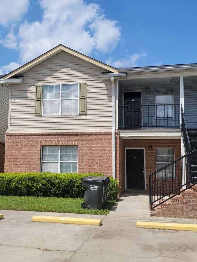 Building Photo - ORANGEBURG Rental