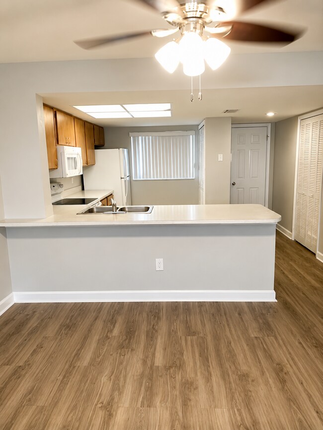 Photo - 1605 Palm Beach Trace Dr Unit 1605