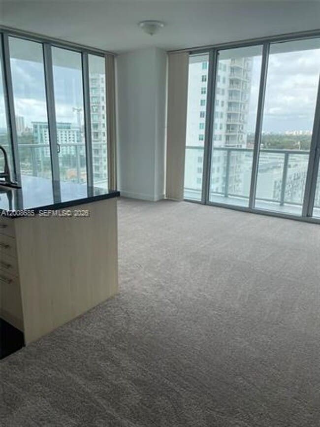 Photo - 79 SW 12th St Unidad 79 SW 12th St # 1601-S