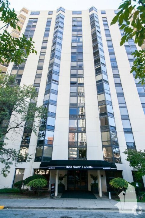 Building Photo - 1120 North LaSalle St., Unit 10D Rental