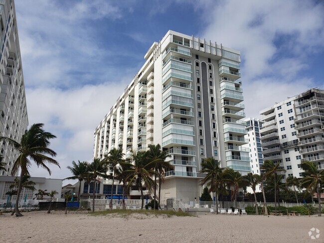 Building Photo - 1000 S Ocean Blvd Unit 5-L Rental