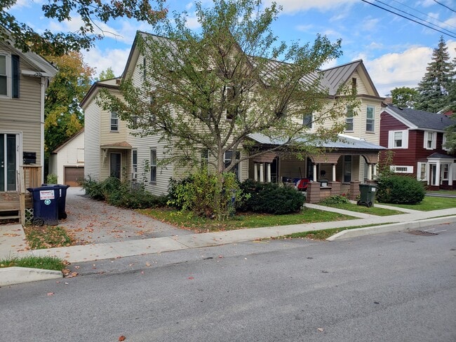 Photo - 22 Lincoln Ave Unit 22