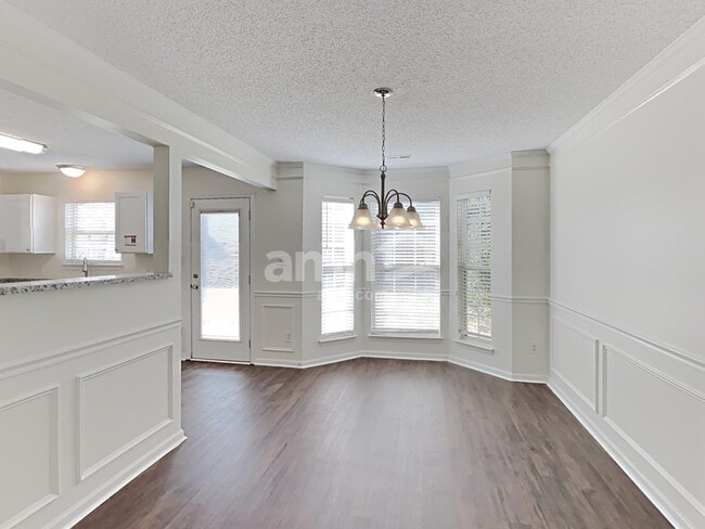 Photo - 2924 Compton Ct NW