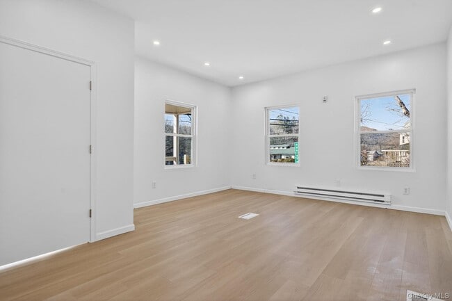 Photo - 2016 Old Rte 17 Unit 1