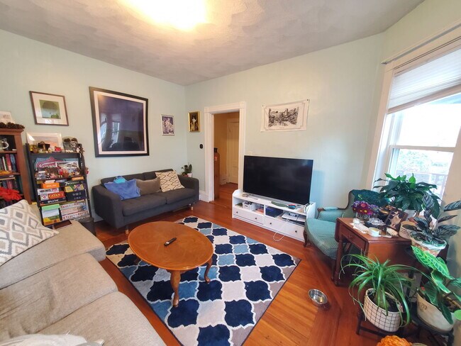 Photo - 72 Marshall St Unit U1