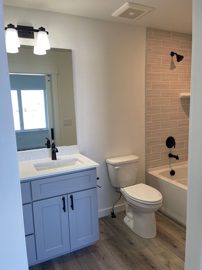 Building Photo - NEW! 2 Bedroom on campus! First Month Free!!