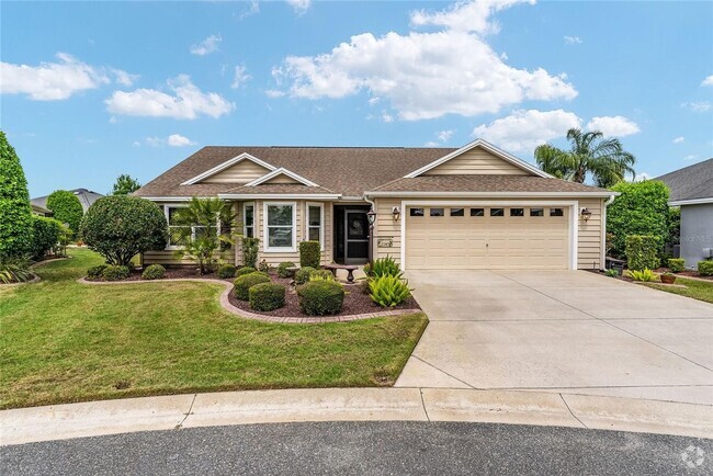 Building Photo - Spectacular Fully Furnished Home Available...