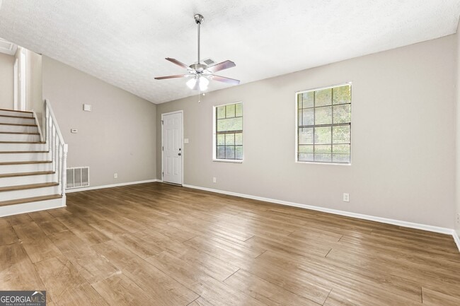 Photo - 1152 Holly Hills Dr SW