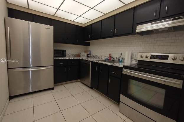 Photo - 4222 Inverrary Blvd