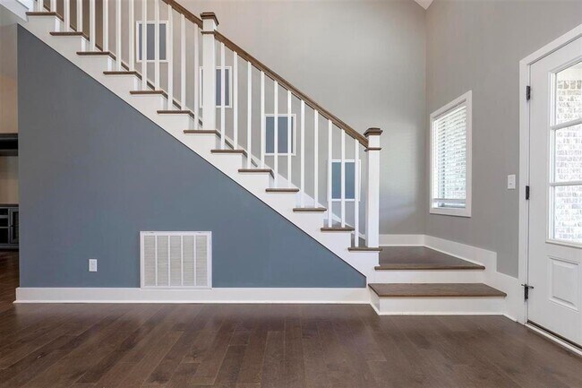 Photo - 413 Adalynn Cir