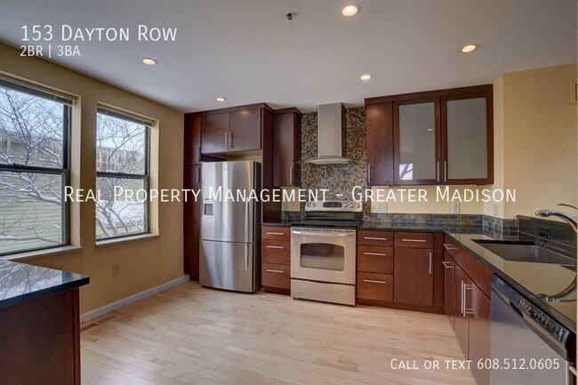 Photo - 153 Dayton Row