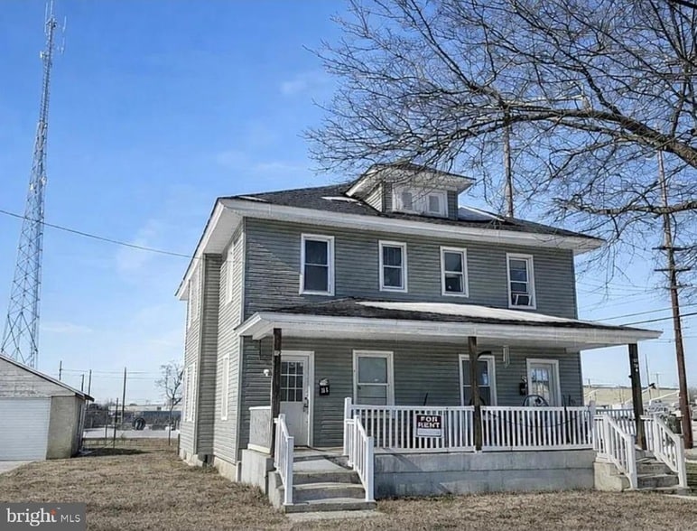 Photo - 112 N 2nd St