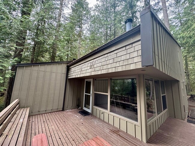 Photo - Come live in this quiet corner of Harstine Island!