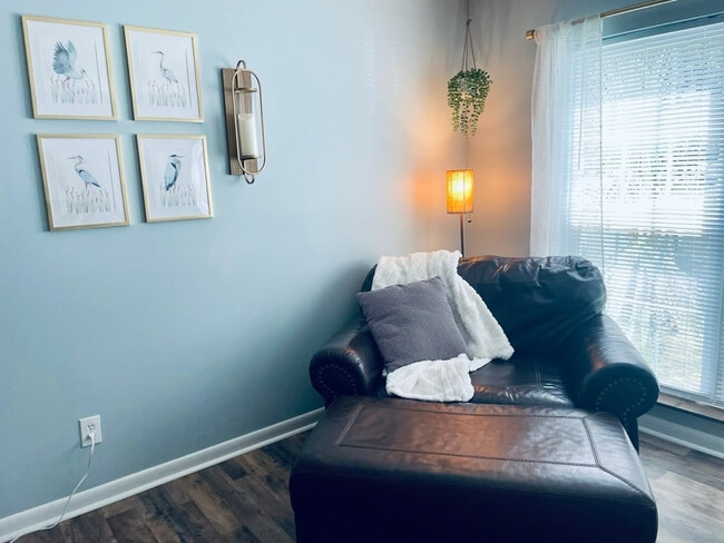 Photo - 6840 Blue Heron Blvd Unit 106