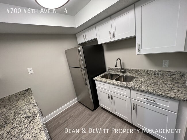 Photo - 4700 46th Ave N Unidad 4