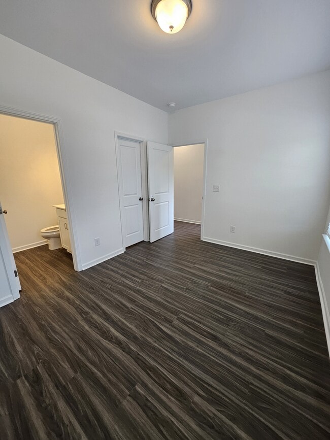 Photo - 129 Rosebush Ln