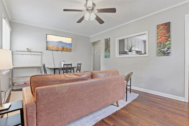 Photo - 2713 Homecroft Dr