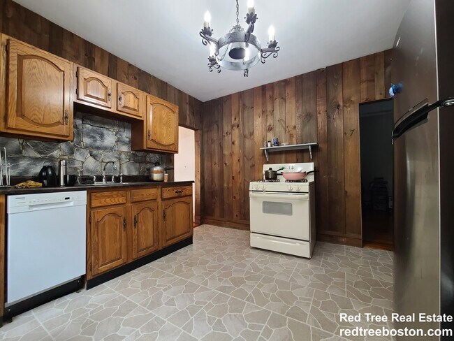 Photo - 5 Aldie St Unit 3-bed 1bathU1 Allston