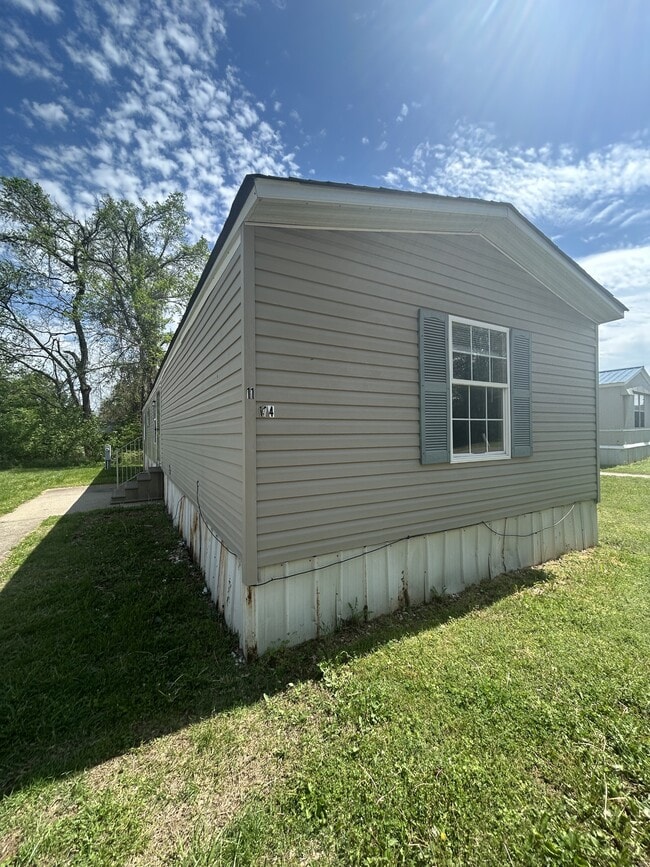 Building Photo - 134 Zackary St