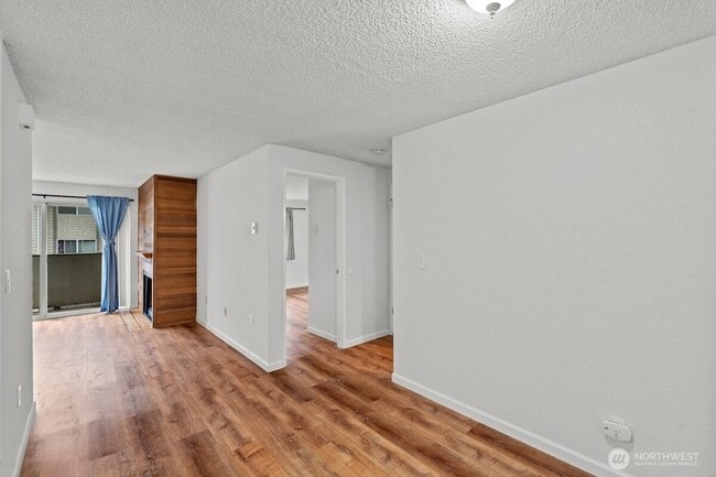Photo - 1150 Sunset Blvd NE