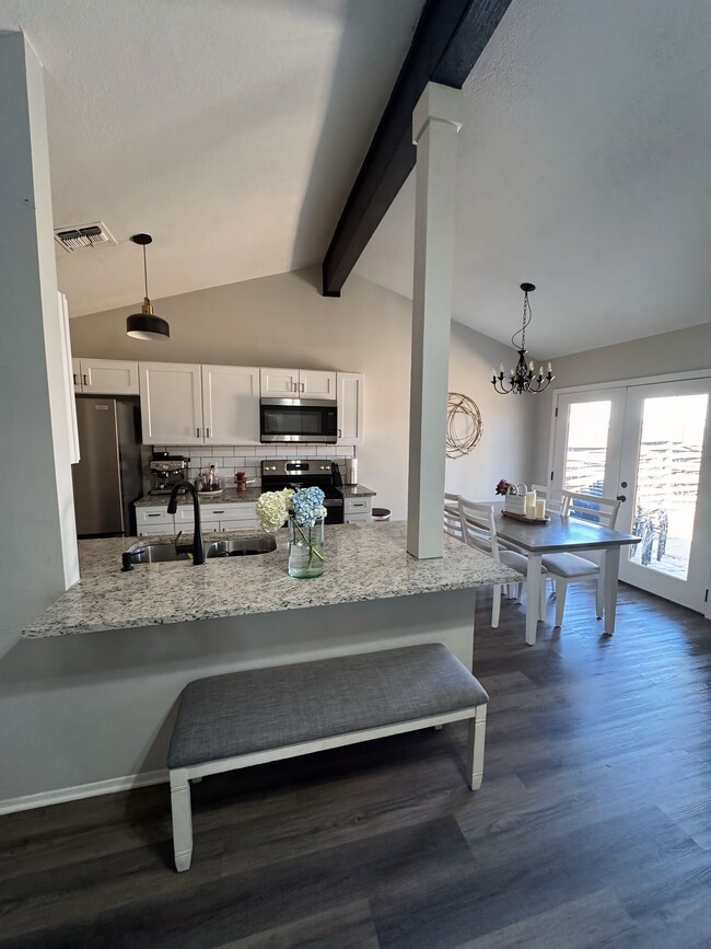 Photo - 7427 Slippery Elm St