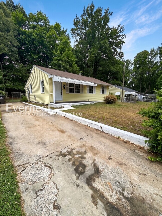 Photo - 1242 Addison Ave
