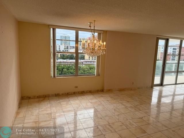 Photo - 230 174th St Unit 814